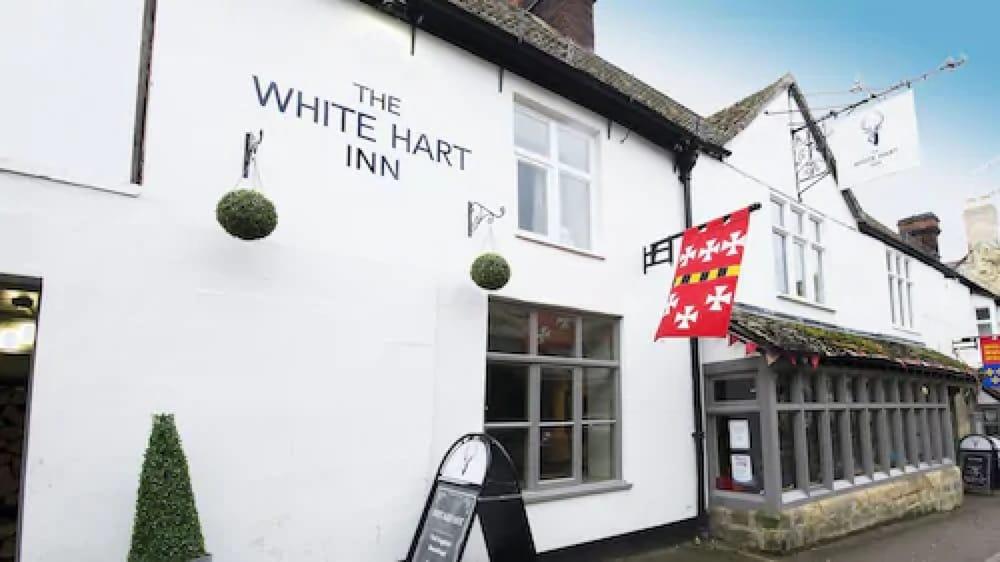 Inn The White Hart 3*